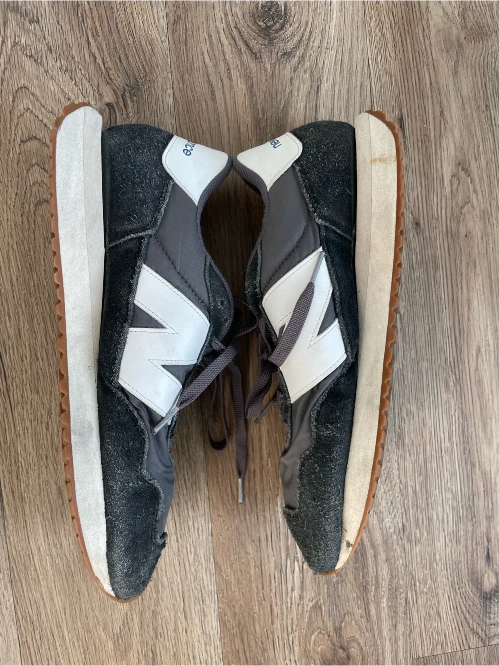Men Size 11 New Balance 237 Grey Black Gum Shoes